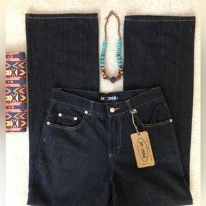 NWT Access Vintage Wash Premium Denim Jeans Size 10